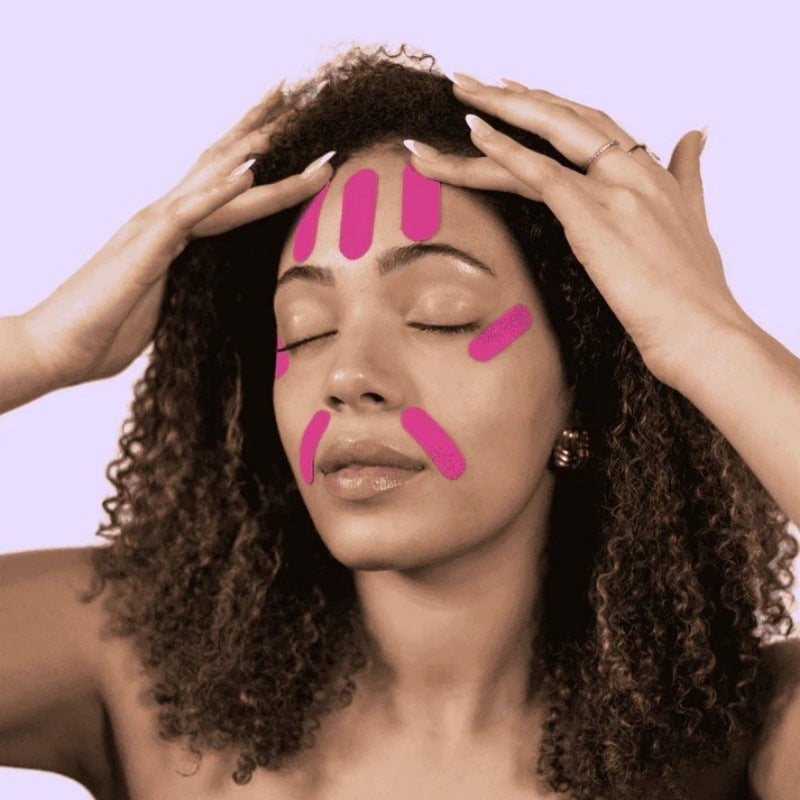 Transform your beauty routine with this professional kit that gives you a lifted and rejuvenated face in seconds!